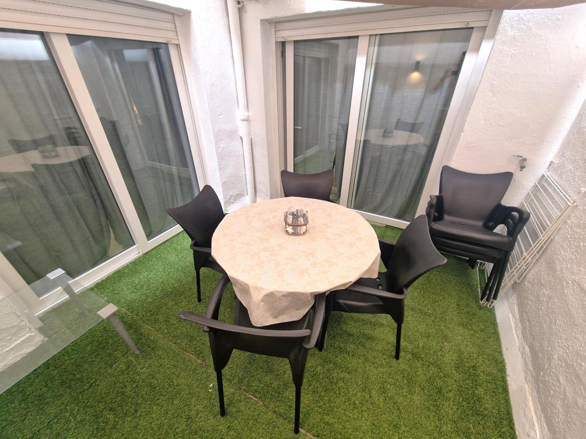 קמברילס Apartamentosbiamar מראה חיצוני תמונה
