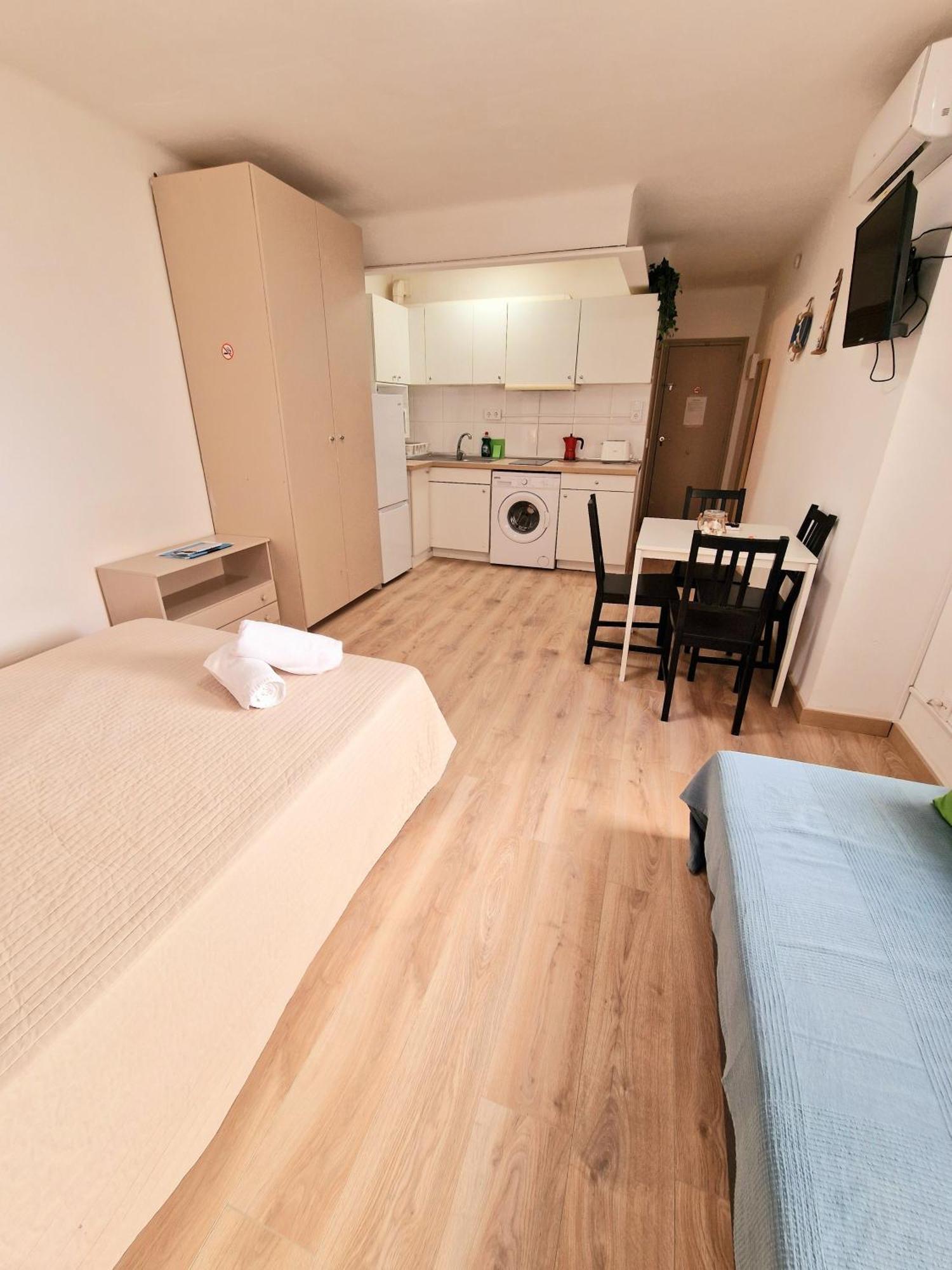 קמברילס Apartamentosbiamar מראה חיצוני תמונה
